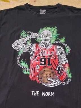 Men's Vintage Large Warren Lotus Inspired Chicago Bulls Rodman The Worm Shirt